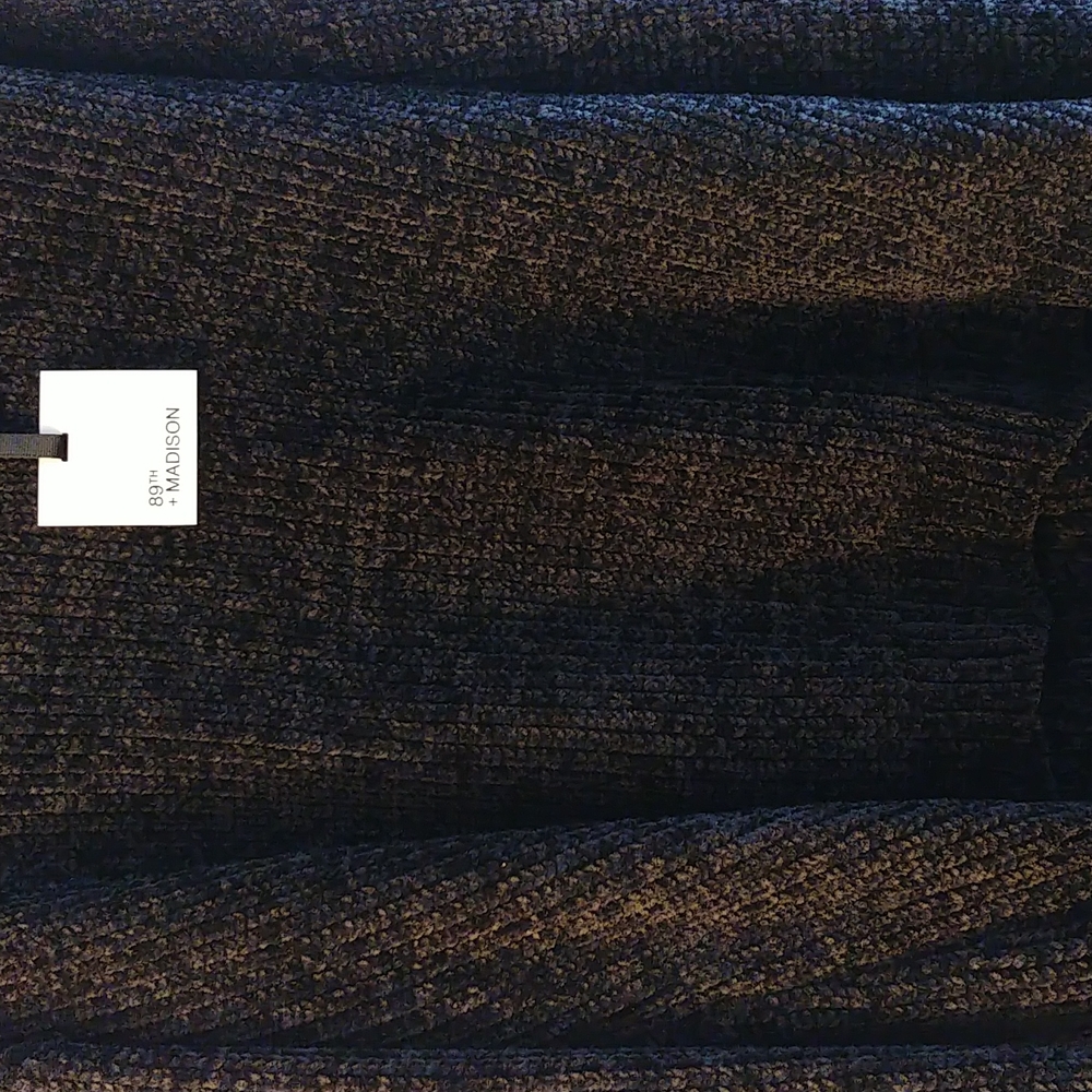 89th & Madison Black Heathered Chenille Sweater – 1X - Picture 4 of 8